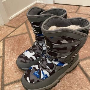 Kids Camouflage Winter Boots - Gray